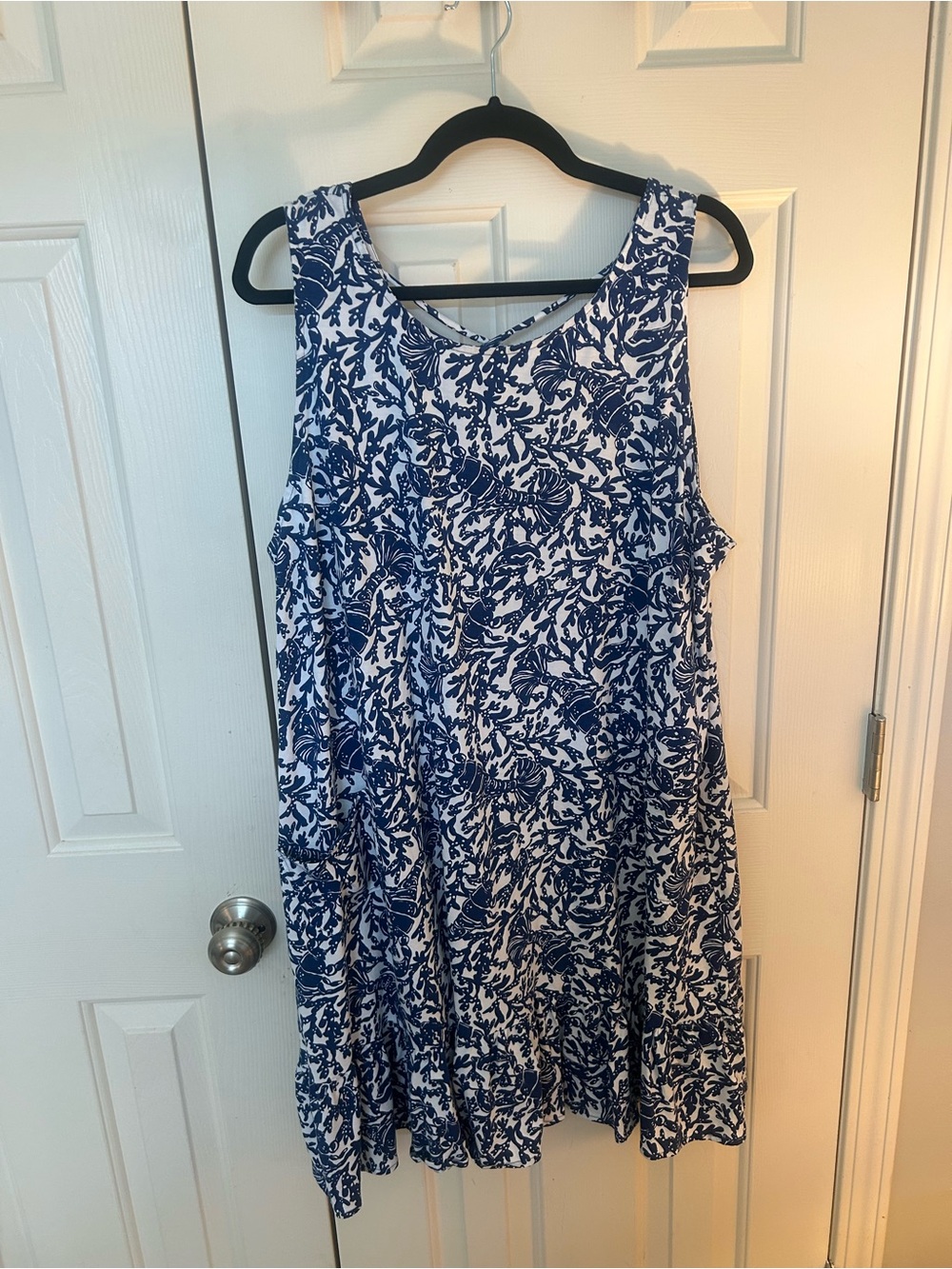 Lilly Pulitzer Navy and White Floral Sleeveless Swing Dress